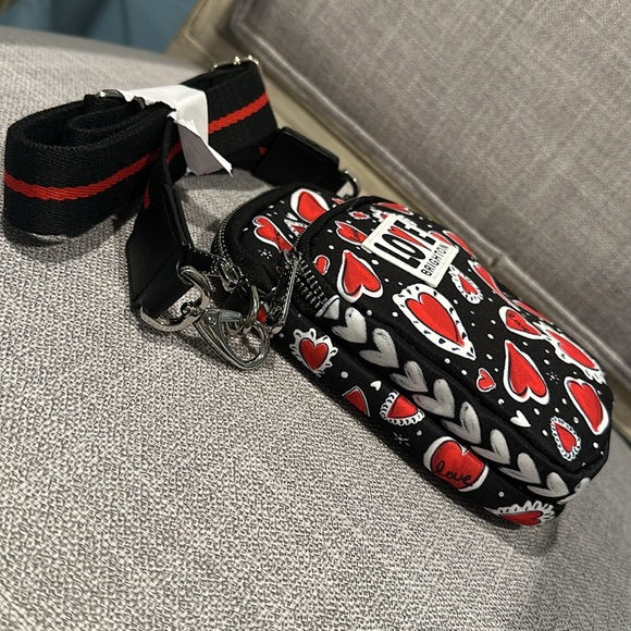 NEW —BRIGHTON- “hearts a Flutter” Utility Bag- 
crossbody bag - Picture 5 of 10